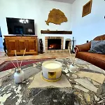 Villa Dorono House *