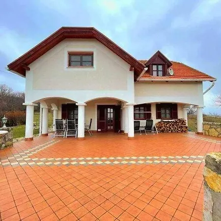 Dorono House *