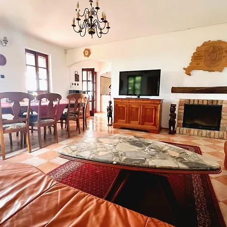 Dorono House Villa