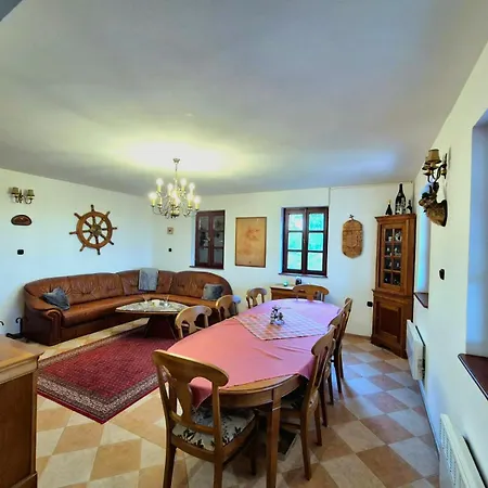 Dorono House * قرية بالاتونودفاري