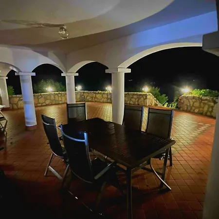 Dorono House *