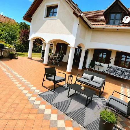 Dorono House ヴィラ *