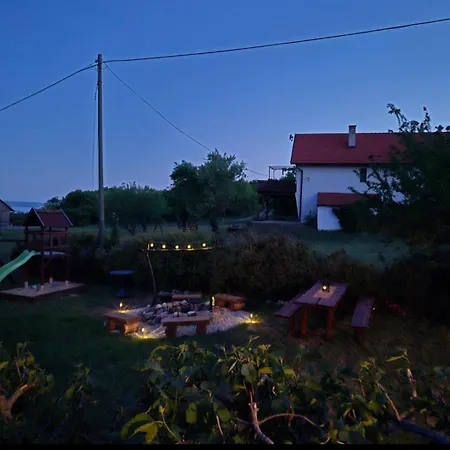 ヴィラ Dorono House