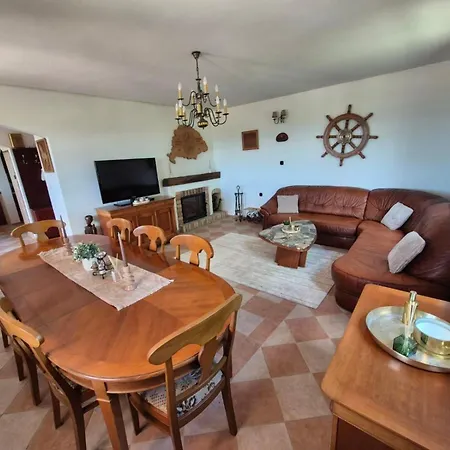 Dorono House Villa