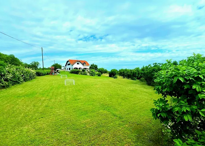 Dorono House * Balatonudvari