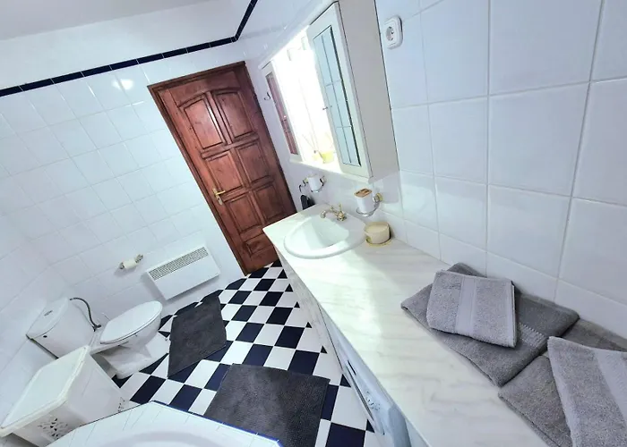 Dorono House Villa